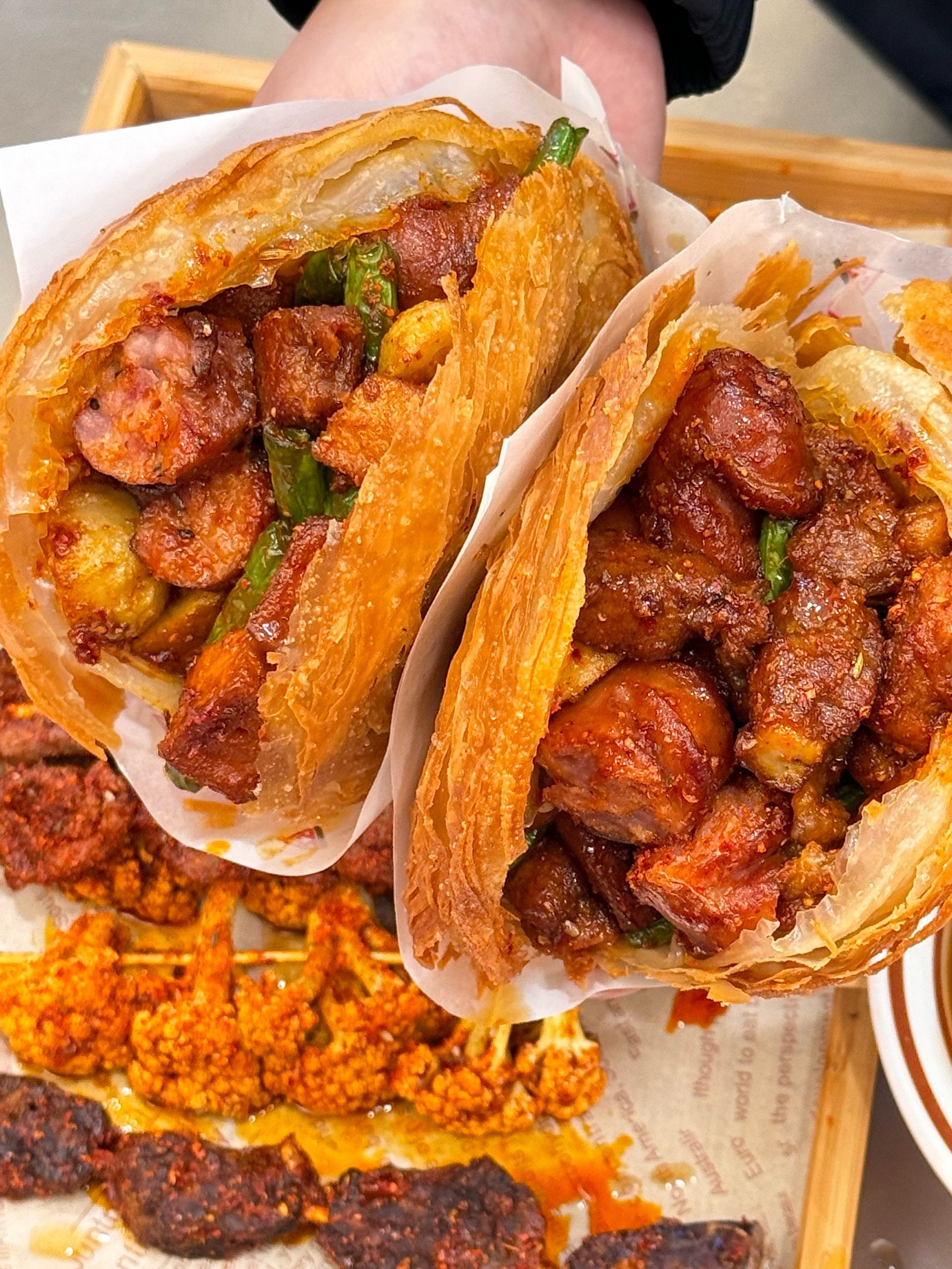 好好好 时隔半年又吃到炸串夹馍噜