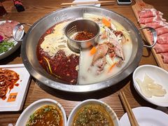 -佬土鹅肠火锅(解放路店)