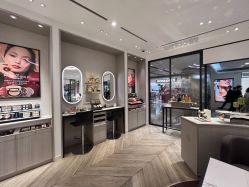 -法国娇兰精品店