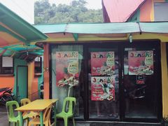 -Jonah's Fruit Shake & Snack Bar