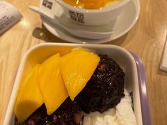 -满记甜品(巴黎春天宝山店)