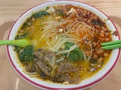 肥牛鱼粉-上海理工大学第五食堂