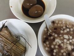 -芳婆糕团店(王府大街店)