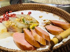 -锅飘飘·东北铁锅炖(雨花客厅店)