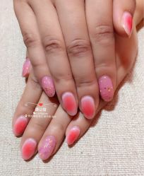 -睫乐园•睫公馆•美睫美甲沙龙