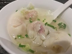 小馄饨-君来湖滨饭店·玫瑰园