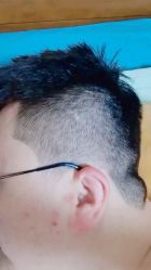 -老男孩男士理容馆·理发·烫染·修面