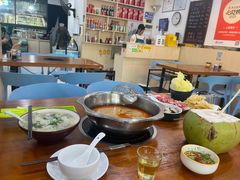 -老何家后安粉·糟粕醋海鲜火锅(三亚湾椰梦长廊店)