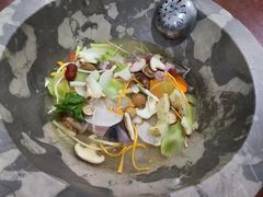 -姚记抚仙湖石锅鱼庄