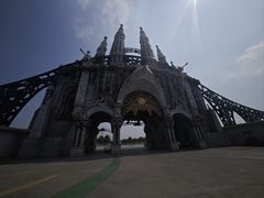 -泉城欧乐堡梦幻世界