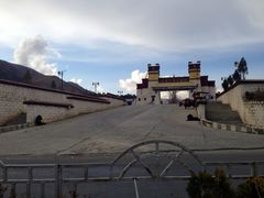 -松赞干布出生地