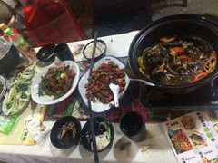 -刘姐啤酒鱼民族演艺餐厅(西街总店)