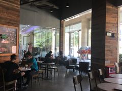 大堂-星巴克臻选(湛江鼎盛广场店)