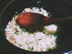 -佬土鹅肠火锅(解放路店)