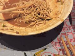 -肥肥虾庄·金牌油焖大虾(杨园滨江时代walk店)