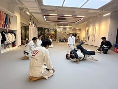 -EFL巴西柔术·综合格斗·泰拳·少儿体能训练(虹桥德必馆)