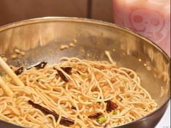 -巴厘龙虾·榜首油焖大虾(音乐学院·沿江酒馆店)