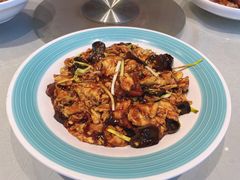 木耳京葱爆肉片-大鸭梨烤鸭(枣园店)