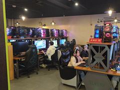 -艾尔文电竞(陈埭吾悦广场店)