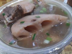 排骨藕汤-燕子煨汤(山海关路店)