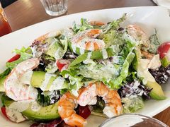 牛油果鲜虾沙拉-UPPER KITCHEN(延安路店)