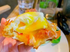 -Common Table · Brunch & Coffee