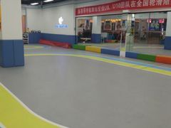-米高蓝斯克国际轮滑中心(中铁建店)