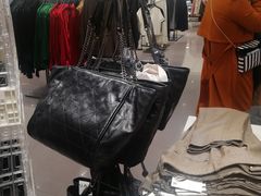 -ZARA(熙地港店)