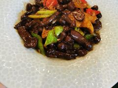 护心肉烧红蘑-7号院家宴.烧鸽子(门头沟店)