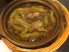 咸鱼鸡粒茄子煲-熠盛粤味(永康路店)