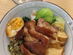 -狮头牌卤味研究所·卤味饭(花城汇南区店)
