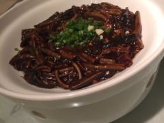 -品悦酒店(三林古镇店)