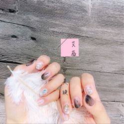 -艾薇美甲美睫