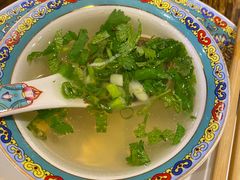 -毛辣果·贵州红酸汤牛肉火锅(西单店)