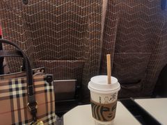 -星巴克(广州南站A18检票口楼上)