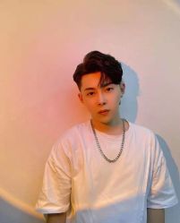 -心迪染发专门店