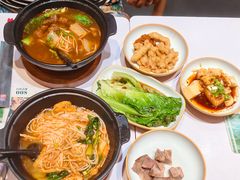 -俏凤凰·苗家酸汤牛肉粉(花城汇南区店)