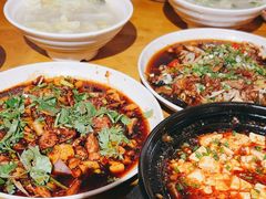 -杨三孃跷脚牛肉(美洲花园店)