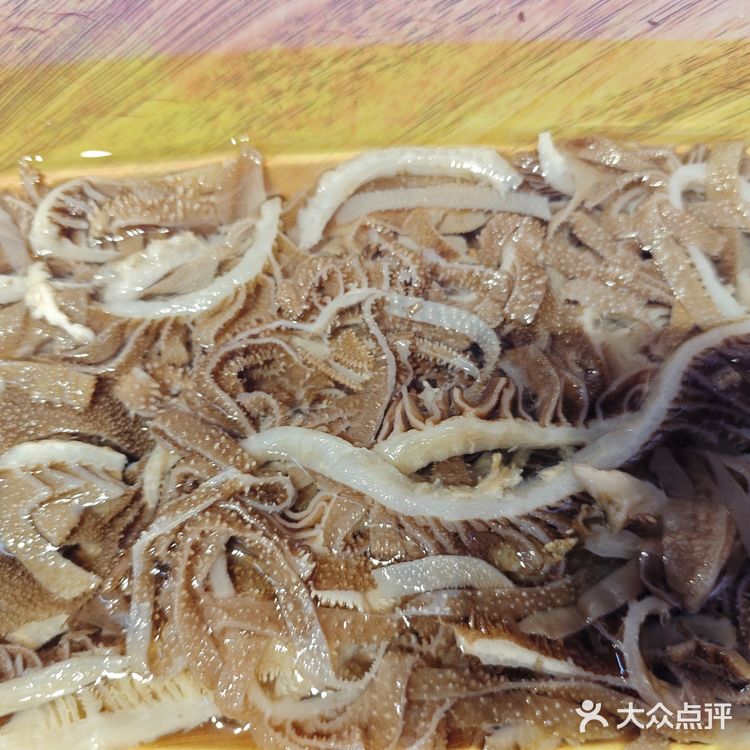 好吃到爆的鲜切牛肉自助火锅，想吃的宝子冲冲冲