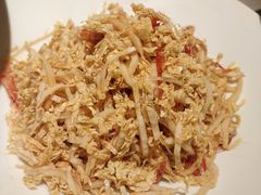小虾干粉丝拌白菜心-悦融琥珀·京鲁菜·海味珍品(西单店)