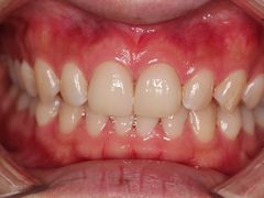 -联合口腔(西环诊所)