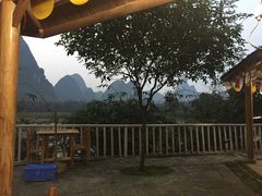 -乡巴佬鼎锅饭