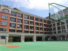 -上海市黄浦区卢湾第一中心小学