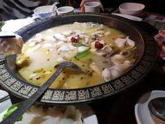 -新记印象酸菜鱼馆(天阳亲子广场店)