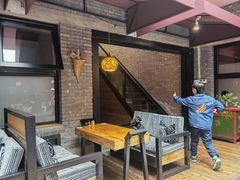 -苹果树下艺术餐厅(宋庄店)