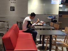 大堂-肯德基(融创茂店)