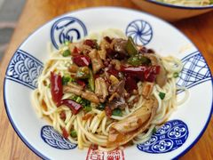 -杨伯英传统杂酱面