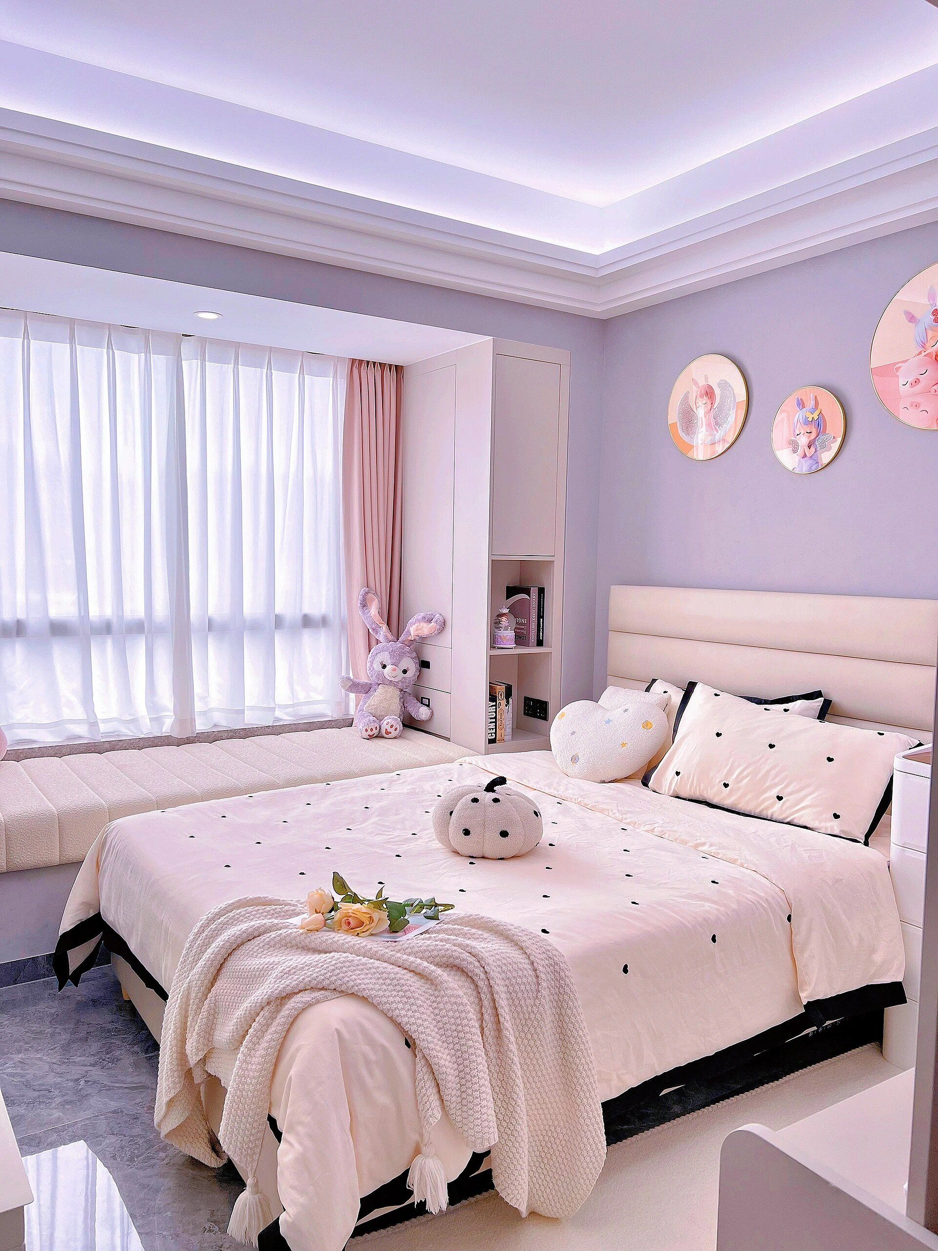 n	
关于卧室
尺寸:女儿房8平左右
吊顶:简单双眼皮吊顶
