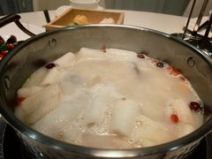 -煲王粤菜餐厅(中侨中心店)