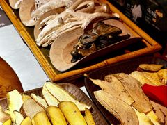 -芸山季·云南山珍菌火锅(人民广场来福士店)